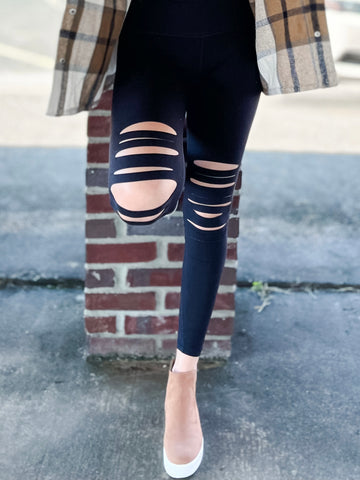 Curvy Spin That Record Distressed Leggings