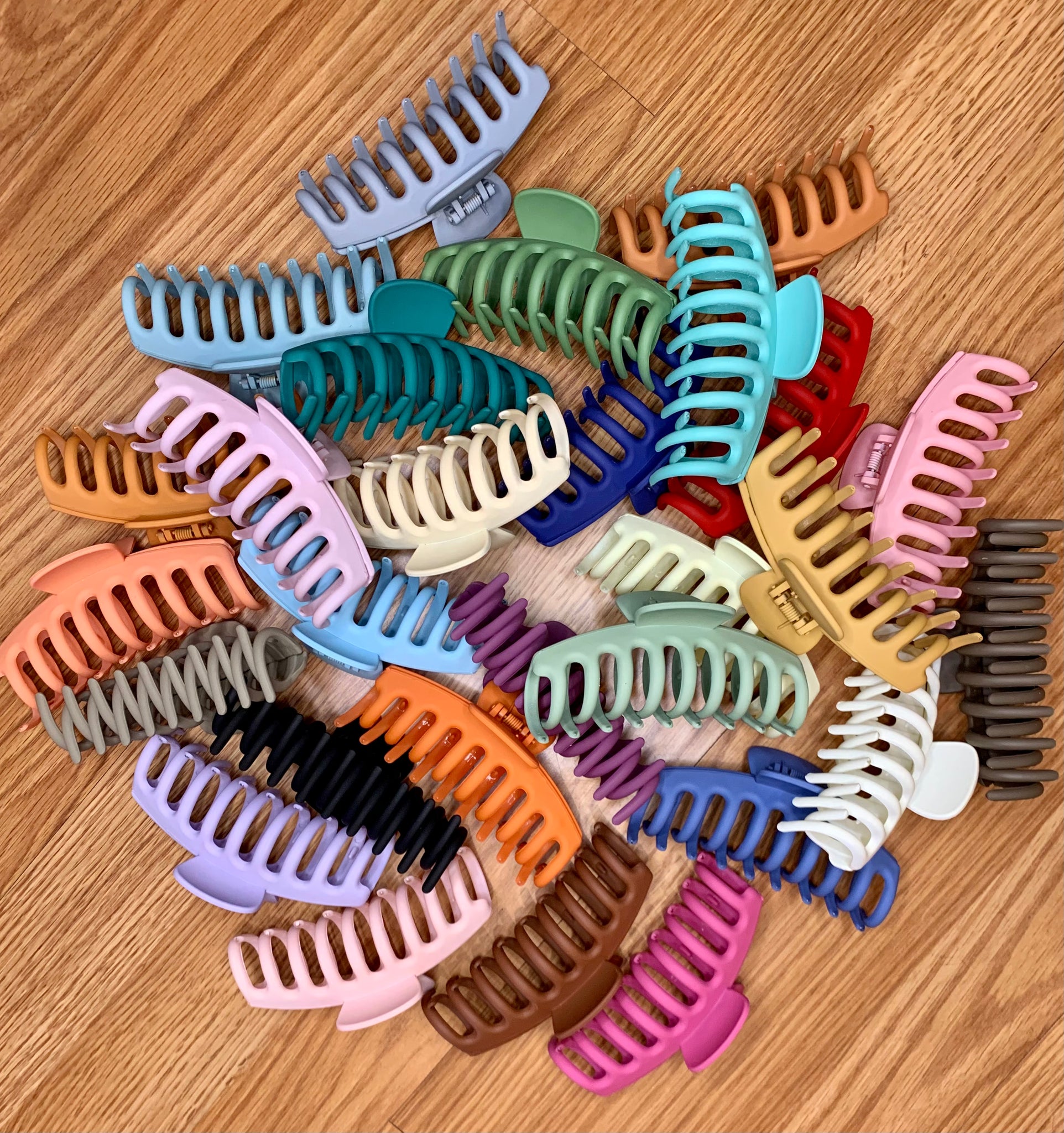 Over Sized Claw Hair Clips